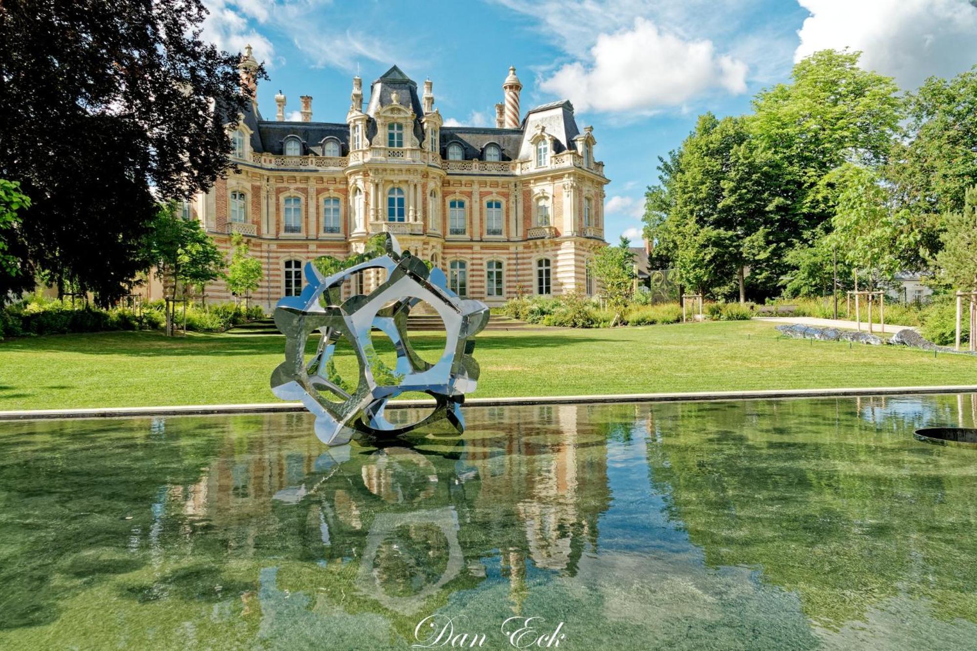 Hébergement de vacances Le Cemarose: Spa, Jardin, Terrasse Et Jolie Vue Au Coeur D'epernay Épernay