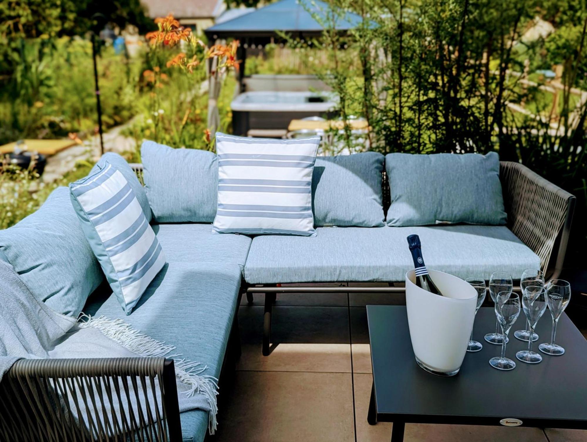 Le Cemarose: Spa, Jardin, Terrasse Et Jolie Vue Au Coeur D'epernay * Épernay