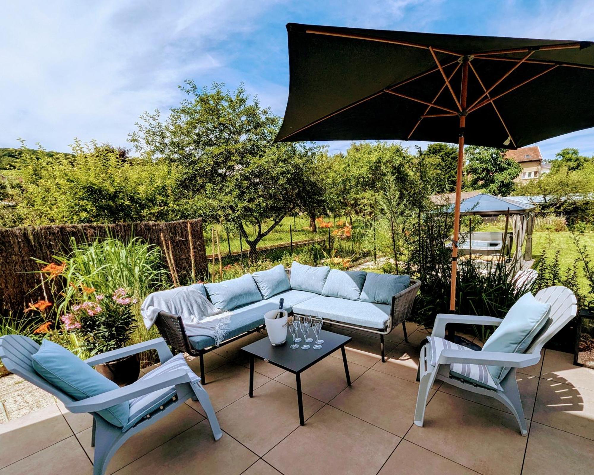 Le Cemarose: Spa, Jardin, Terrasse Et Jolie Vue Au Coeur D'epernay *